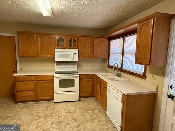 $229,900 | 100 Brannan Drive, Stockbridge, GA 30281