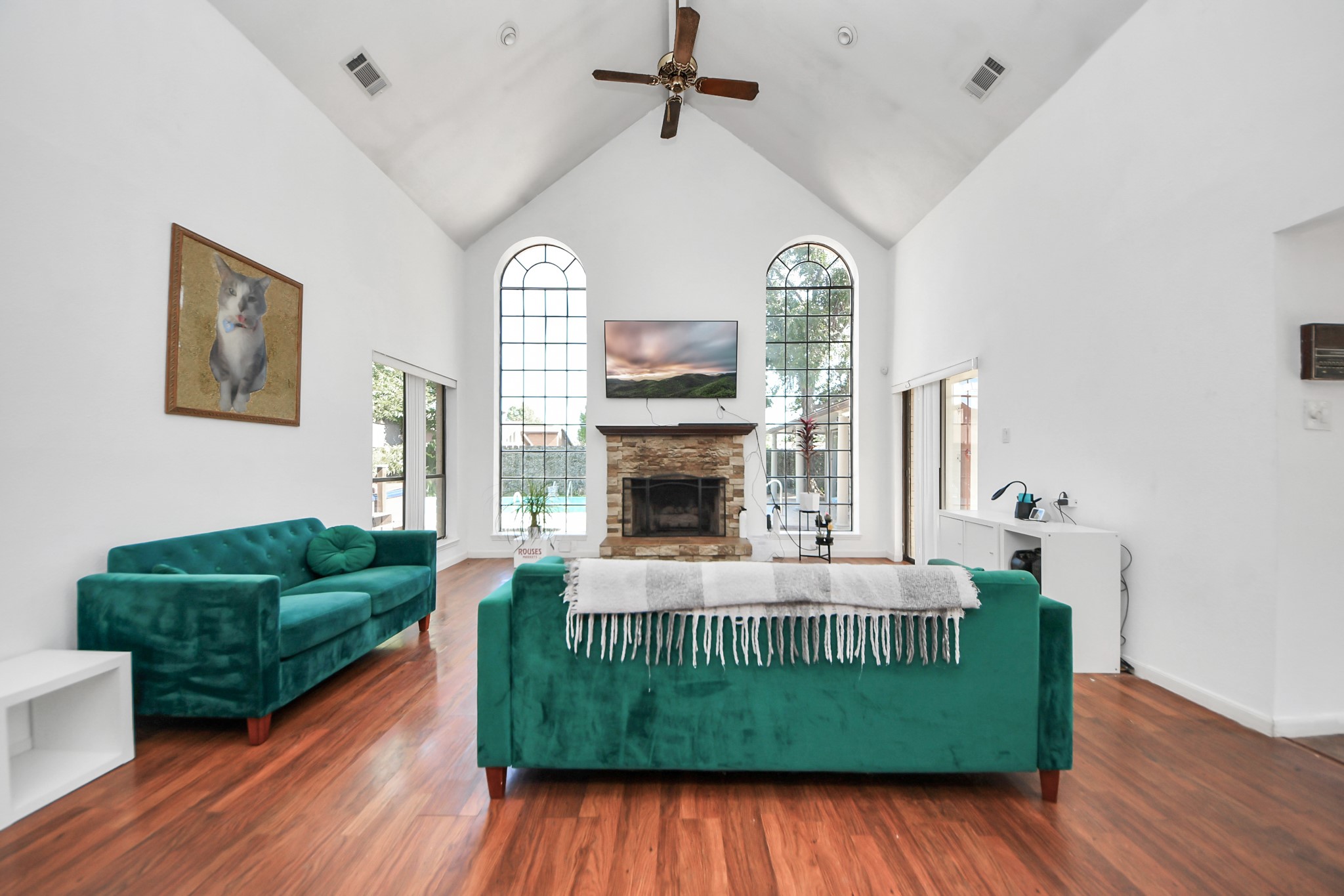 4712 Country Club View Baytown, TX 77521 - Photo 12 of 50 a living room with furniture and a fireplace