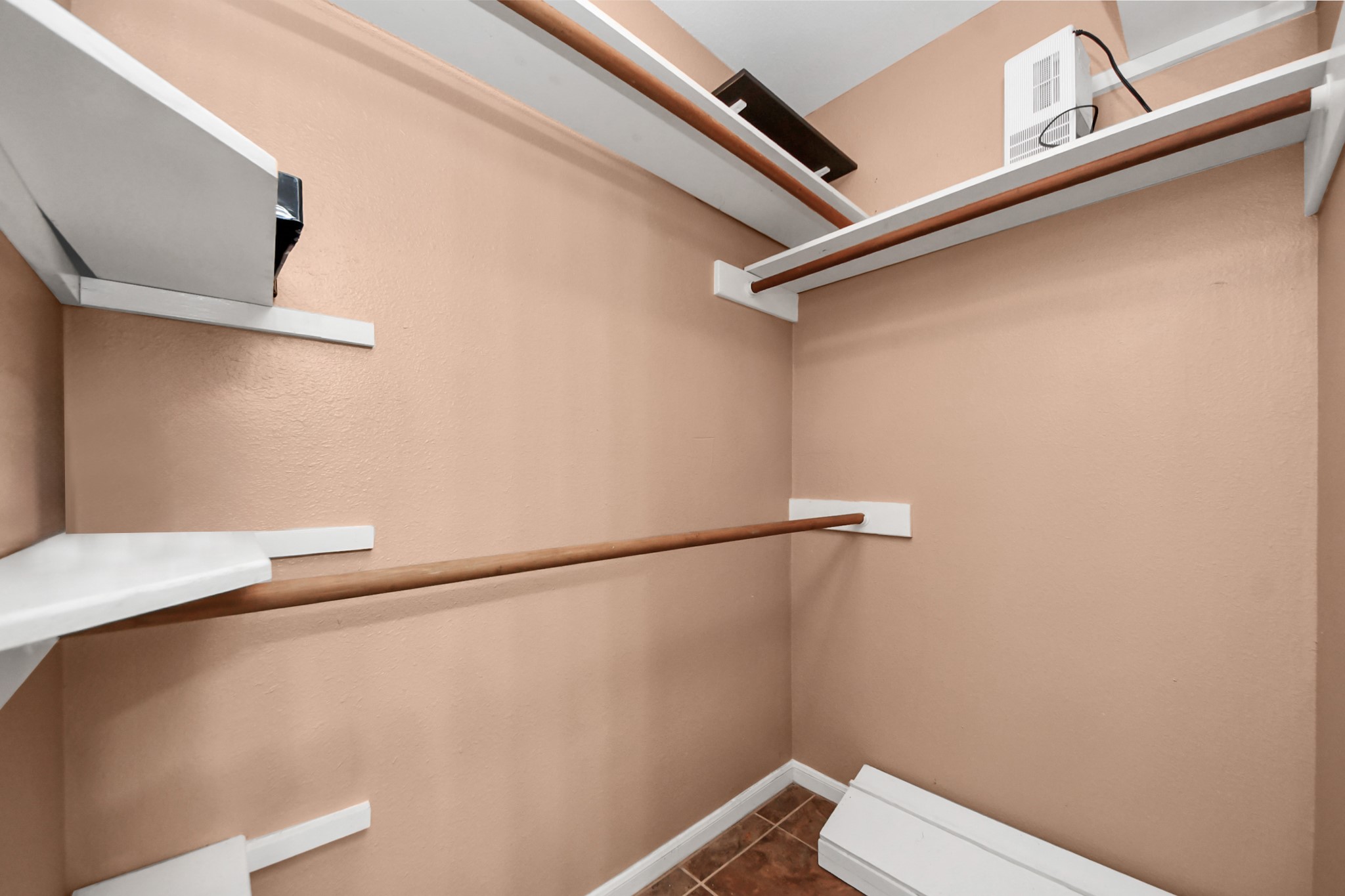 4712 Country Club View Baytown, TX 77521 - Photo 34 of 50 a close up of a wall