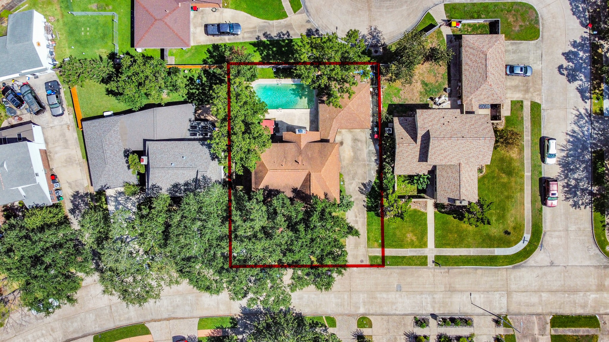 4712 Country Club View Baytown, TX 77521 - Photo 4 of 50 an aerial view of multiple houses with yard