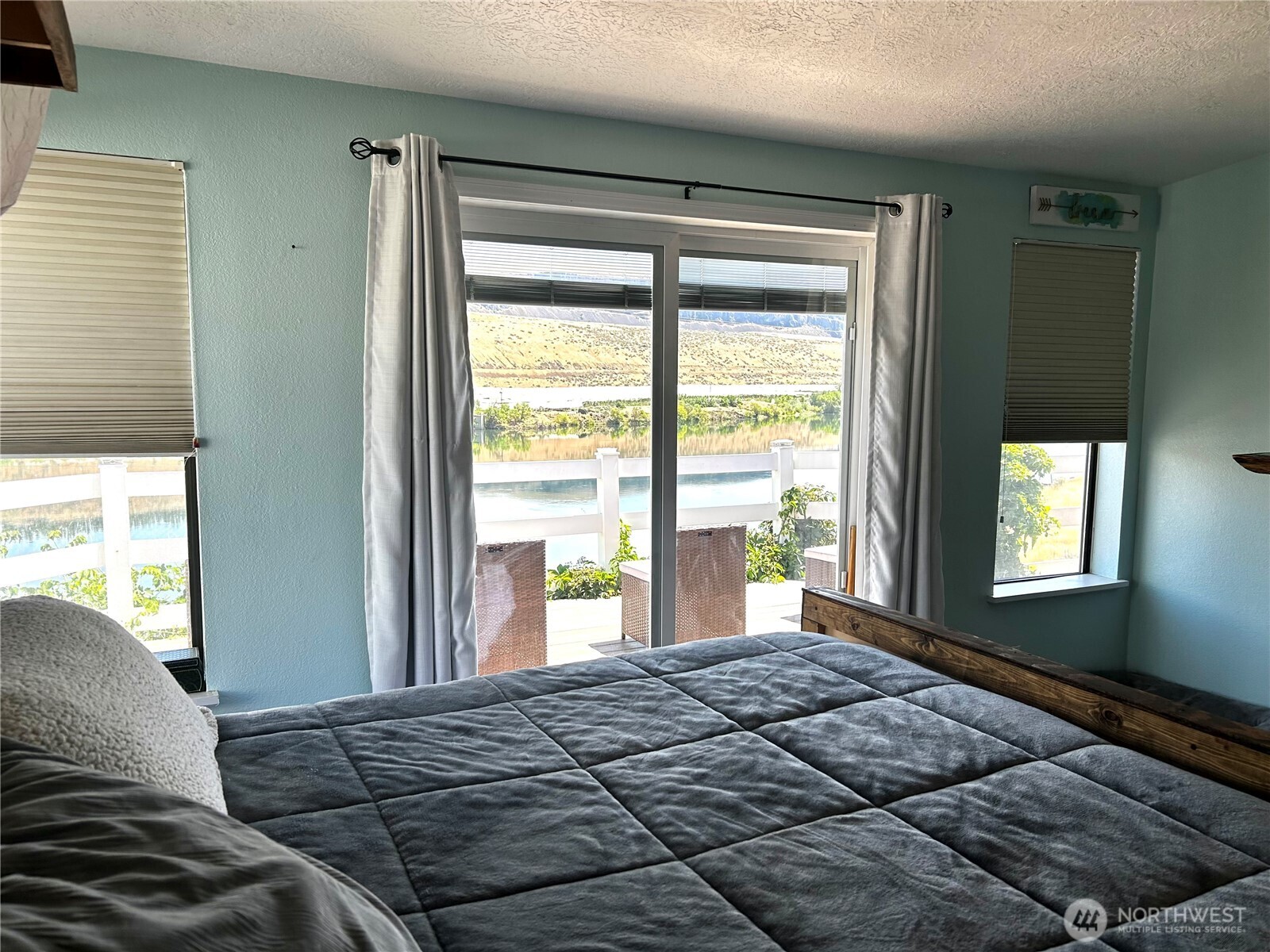 7667 Tarpiscan Road Malaga, WA 98828 - Photo 17 of 40