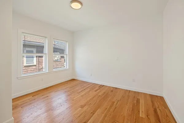 $4,800 | 216 Broadway, Unit 2, Arlington, MA 02474