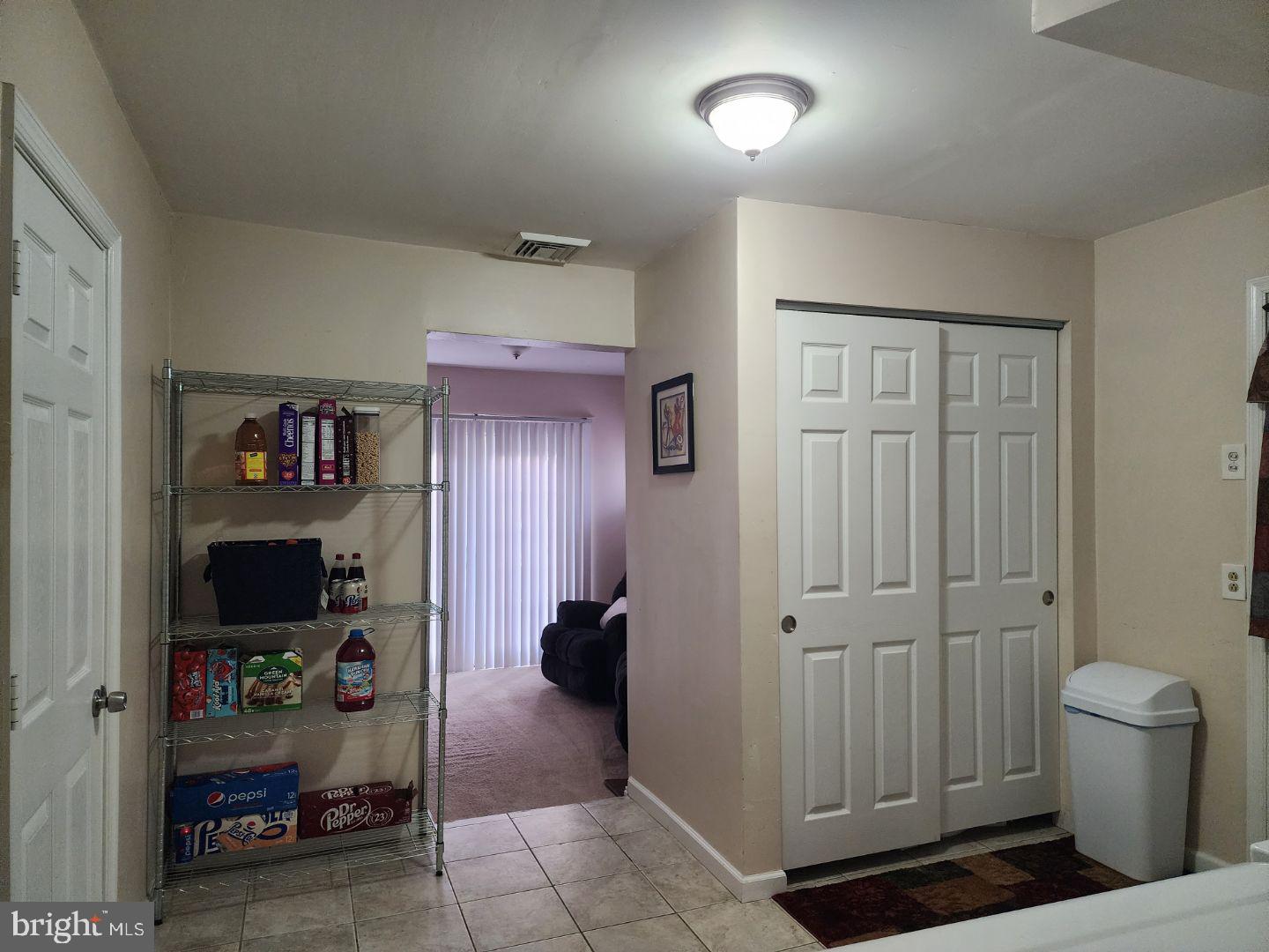 18 Middle Road Levittown, PA 19056 - Photo 30 of 33 Gallery Image 30
