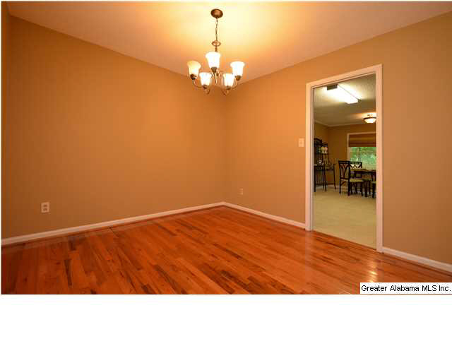 5830 Mockingbird Lane Pinson, AL 35126 - Photo 7 of 32