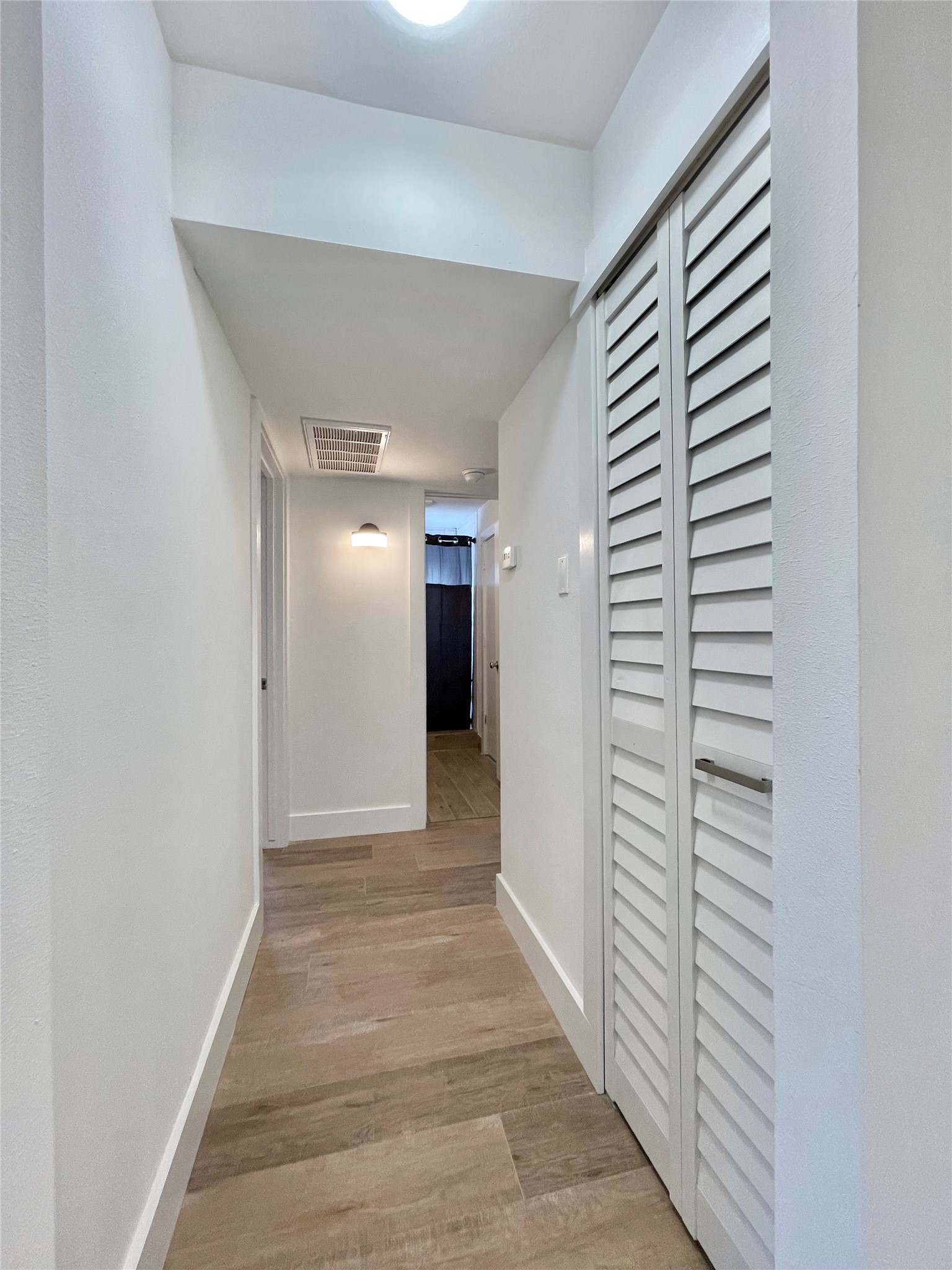 614 Kipling Street, Unit H7 Houston, TX 77006 - Photo 11 of 16