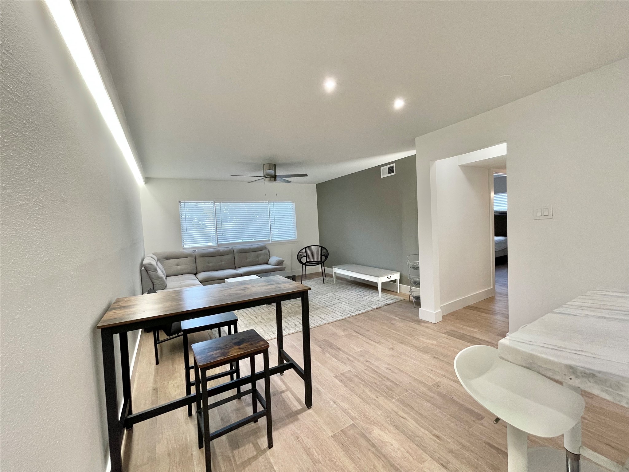 614 Kipling Street, Unit H7 Houston, TX 77006 - Photo 7 of 16