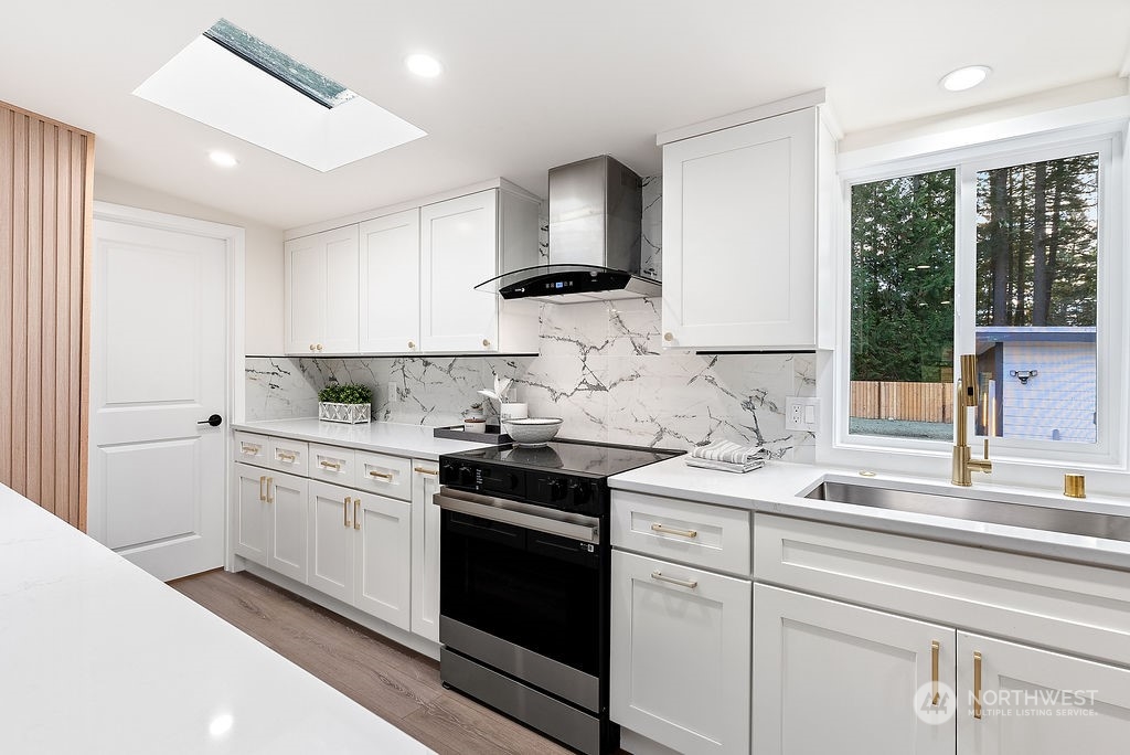 4886 Southeast Horstman Road Port Orchard, WA 98366 - Photo 12 of 34 Gallery Image 12