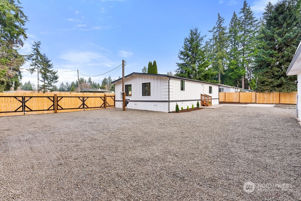 4886 Southeast Horstman Road Port Orchard, WA 98366 - Photo 3 of 34 Gallery Image 3