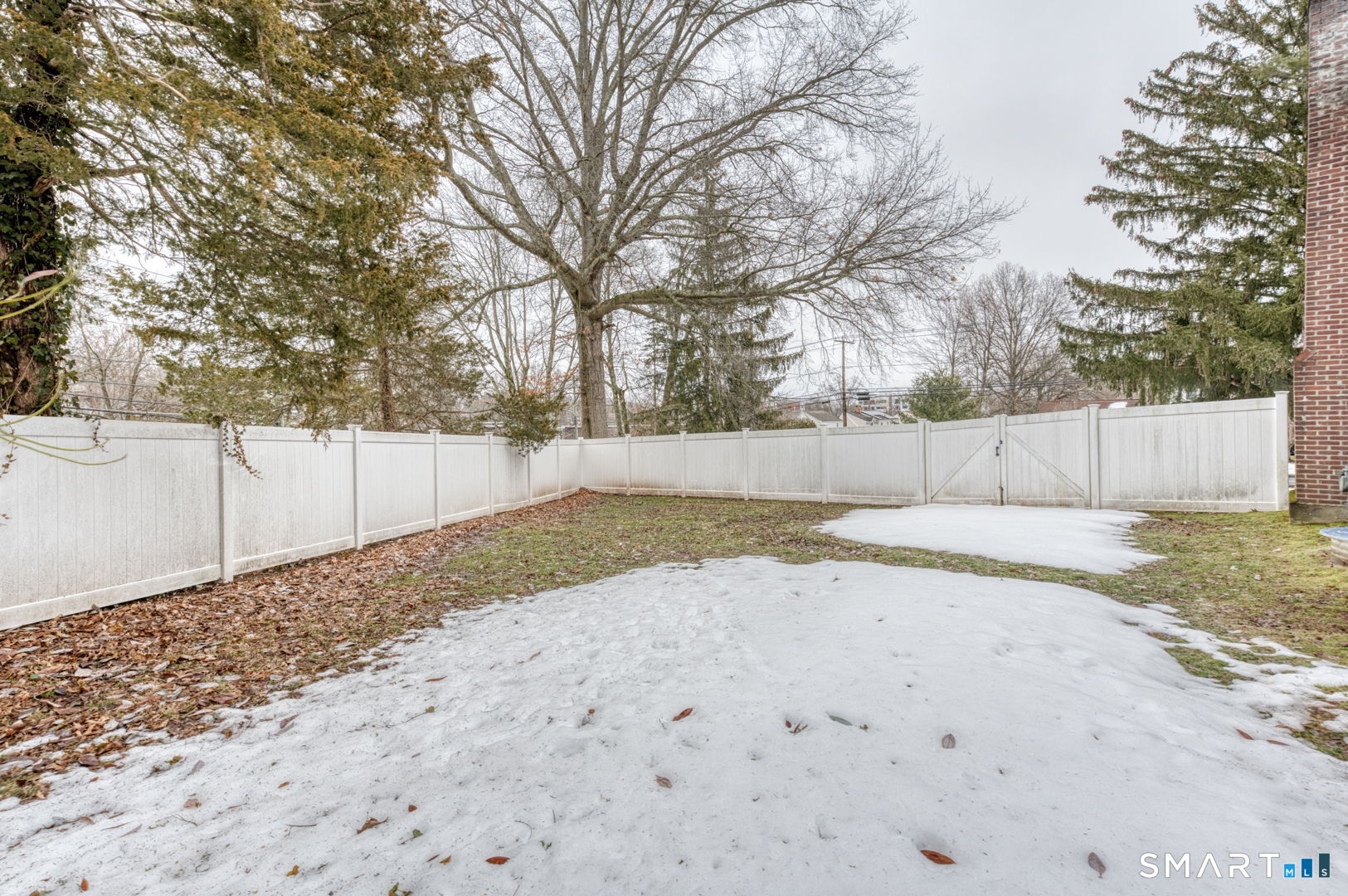 11 Charter Road Wethersfield, CT 06109 - Photo 4 of 40 a view of backyard space