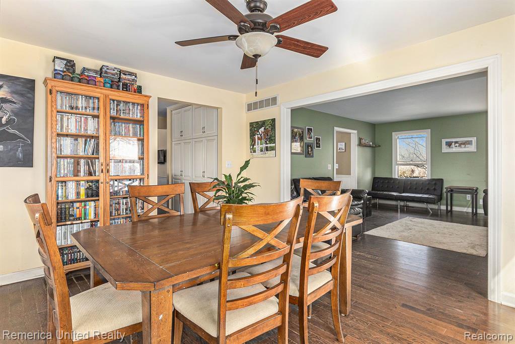5600 Pingree Road Howell, MI 48843 - Photo 25 of 52