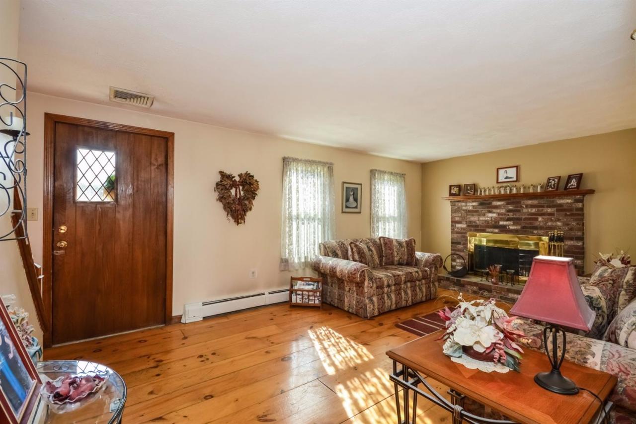 41 Windsor Road Sandwich, MA 02563 - Photo 5 of 29 Additional Photo