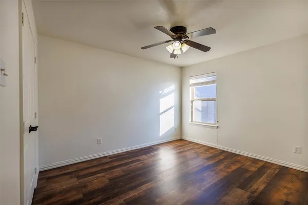 $2,600 | 394 Teague Drive, Lewisville, TX 75067