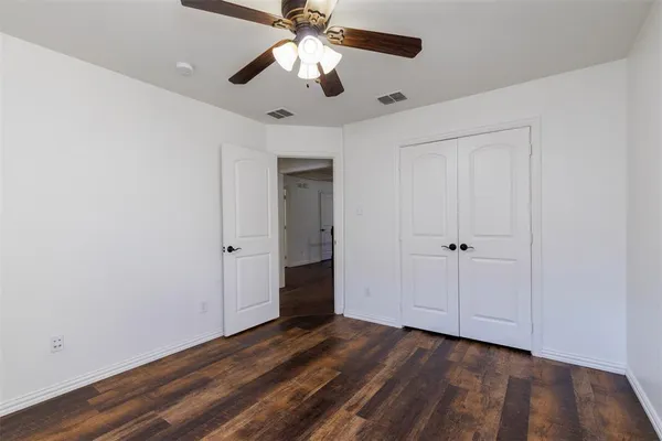 $2,600 | 394 Teague Drive, Lewisville, TX 75067