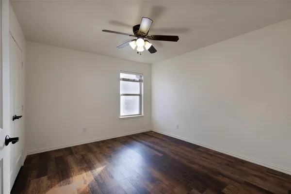 $2,600 | 394 Teague Drive, Lewisville, TX 75067