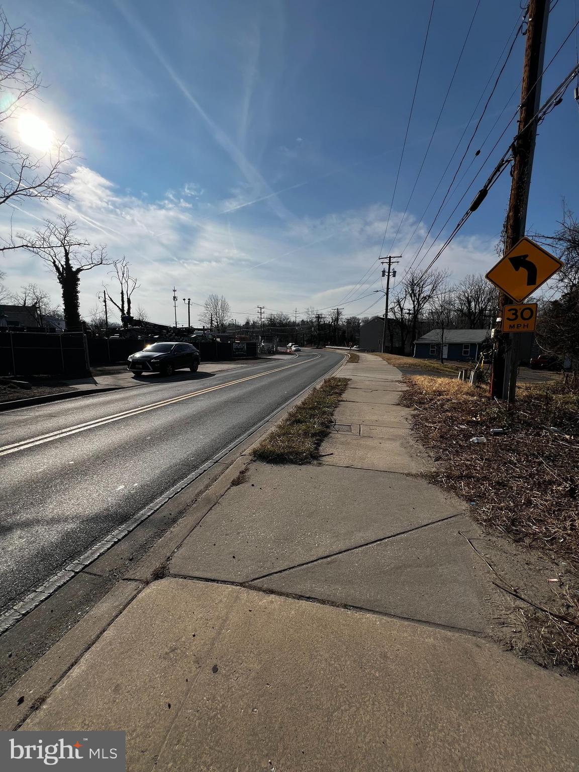 6028 Belle Grove Road Baltimore, MD 21225 - Photo 3 of 4