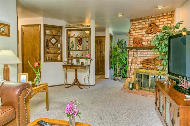 4458 Hillcrest Road Medford, OR 97504 - Photo 10 of 27 Additional Photo