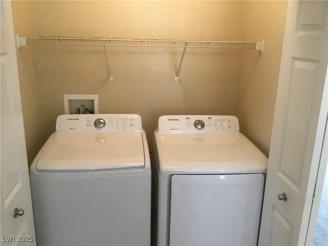 $1,816 | 8277 West Wildwood Glen Drive, Las Vegas, NV 89131