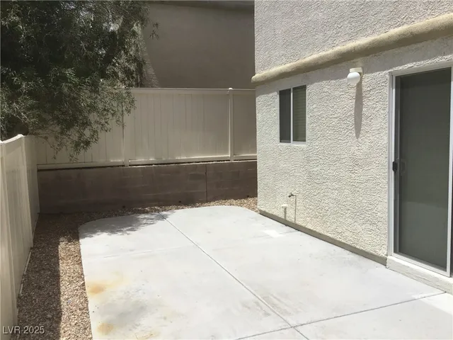 $1,816 | 8277 West Wildwood Glen Drive, Las Vegas, NV 89131