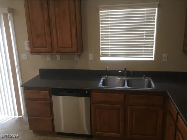 $1,816 | 8277 West Wildwood Glen Drive, Las Vegas, NV 89131