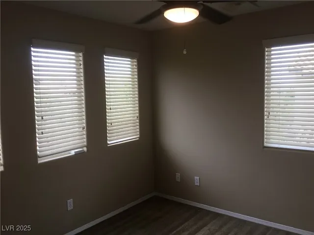 $1,816 | 8277 West Wildwood Glen Drive, Las Vegas, NV 89131