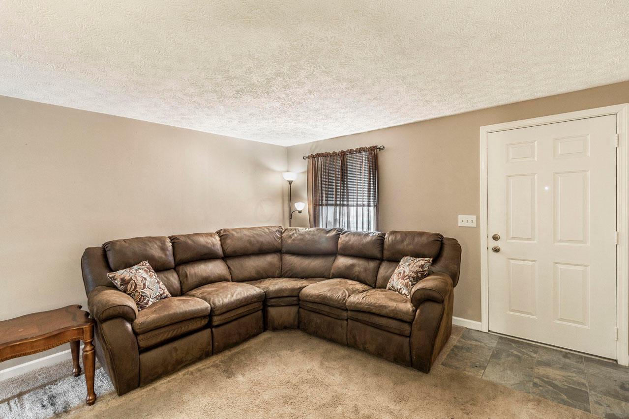 8662 Ripton Drive Powell, OH 43065 - Photo 10 of 27 Gallery Image 10