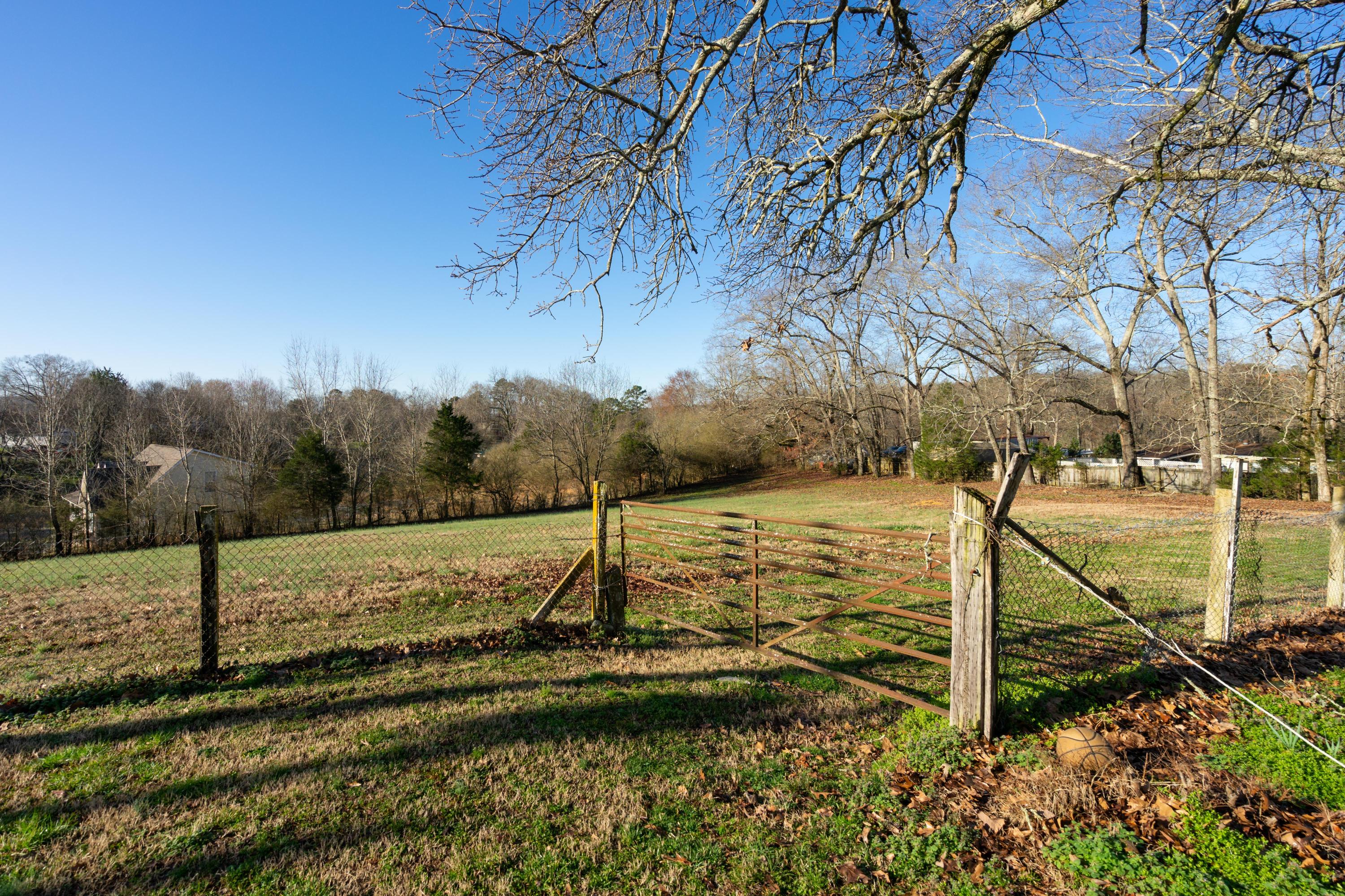 8537 Walnut Road Hixson, TN 37343 - Photo 7 of 33 Walnut 8537 (6 of 33)