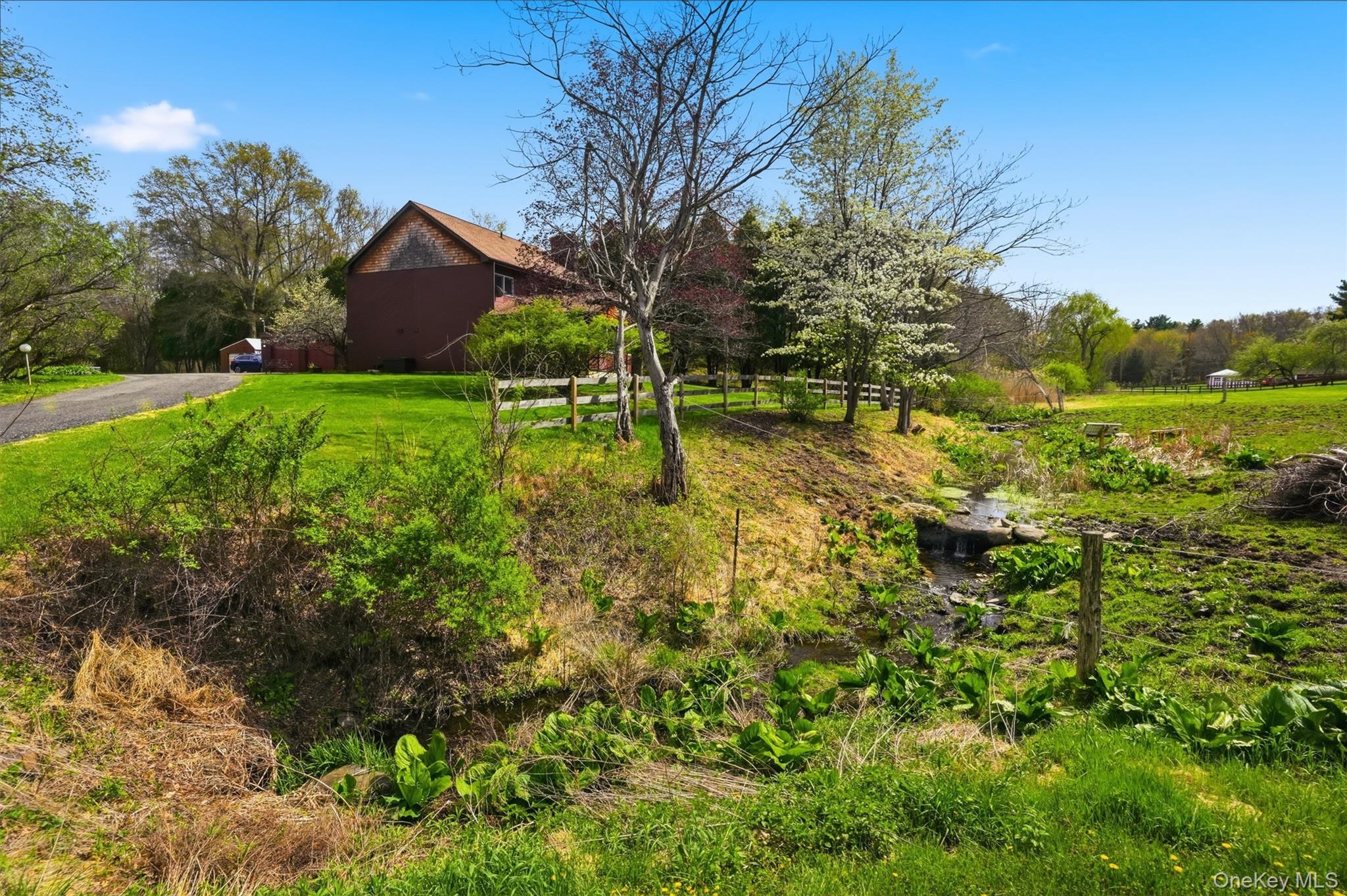 144 Yantz Road Red Hook, NY 12571 - Photo 2 of 49