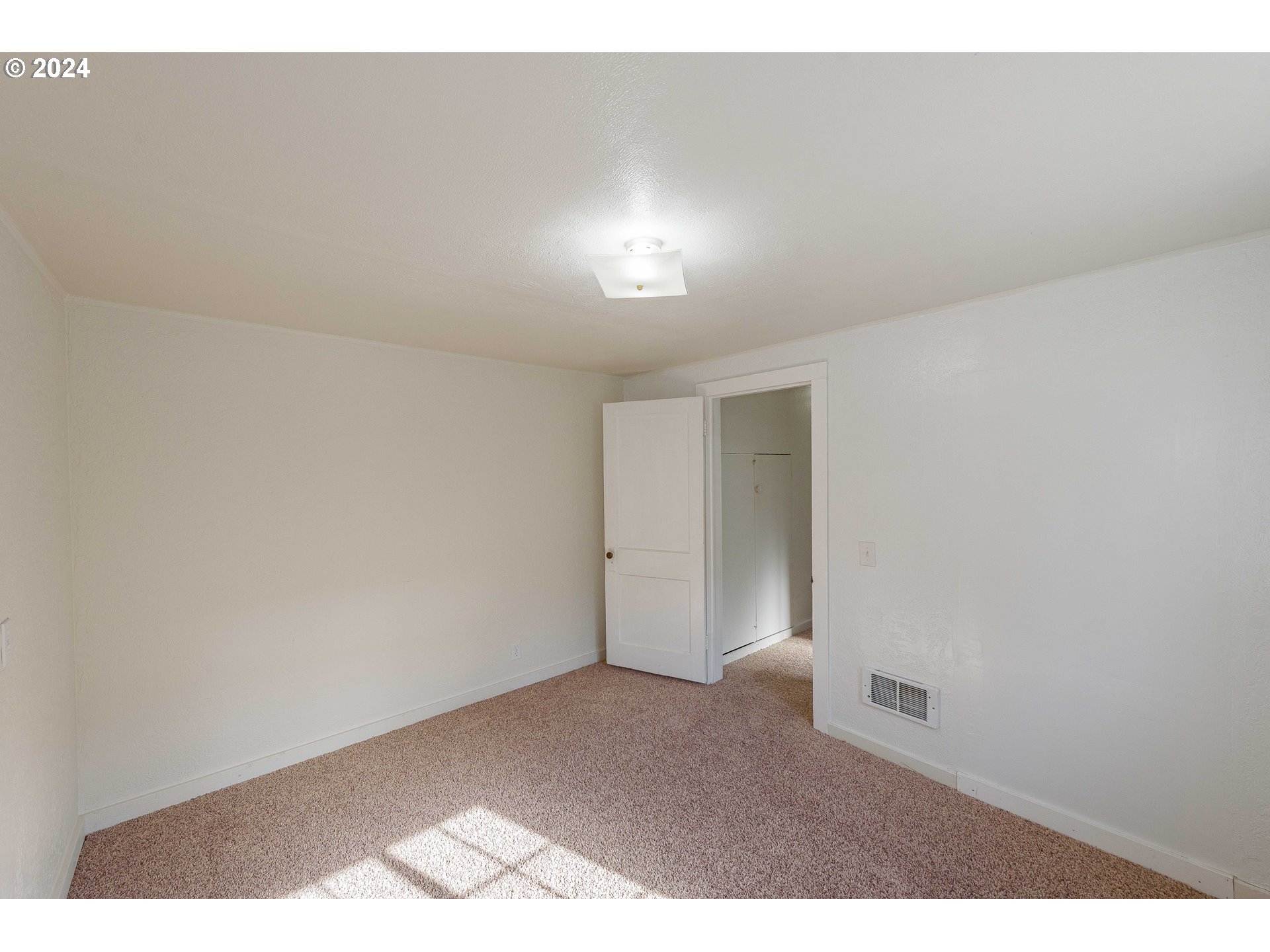 803 Doyle Street Reedsport, OR 97467 - Photo 18 of 32 Gallery Image 18