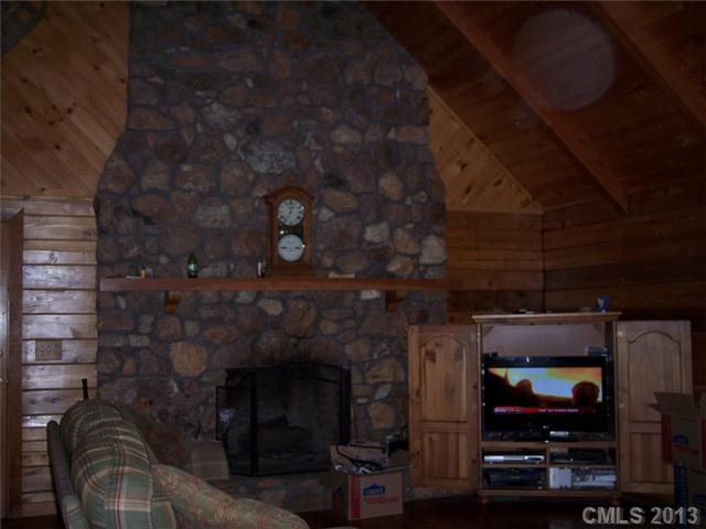 138 Skyview Lake Road Harmony, NC 28634 - Photo 5 of 13 Gallery Image 5