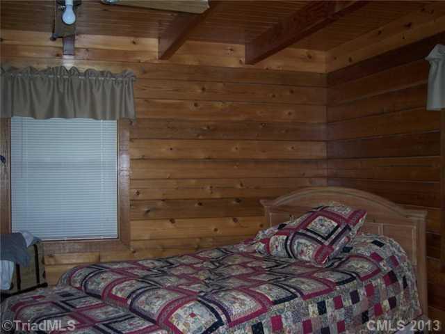 138 Skyview Lake Road Harmony, NC 28634 - Photo 8 of 13 Gallery Image 8