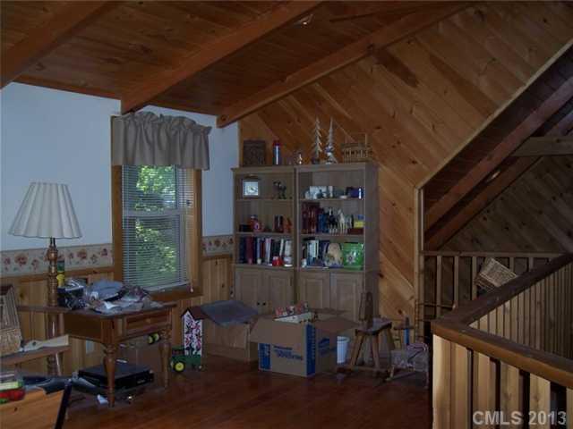 138 Skyview Lake Road Harmony, NC 28634 - Photo 10 of 13 Gallery Image 10