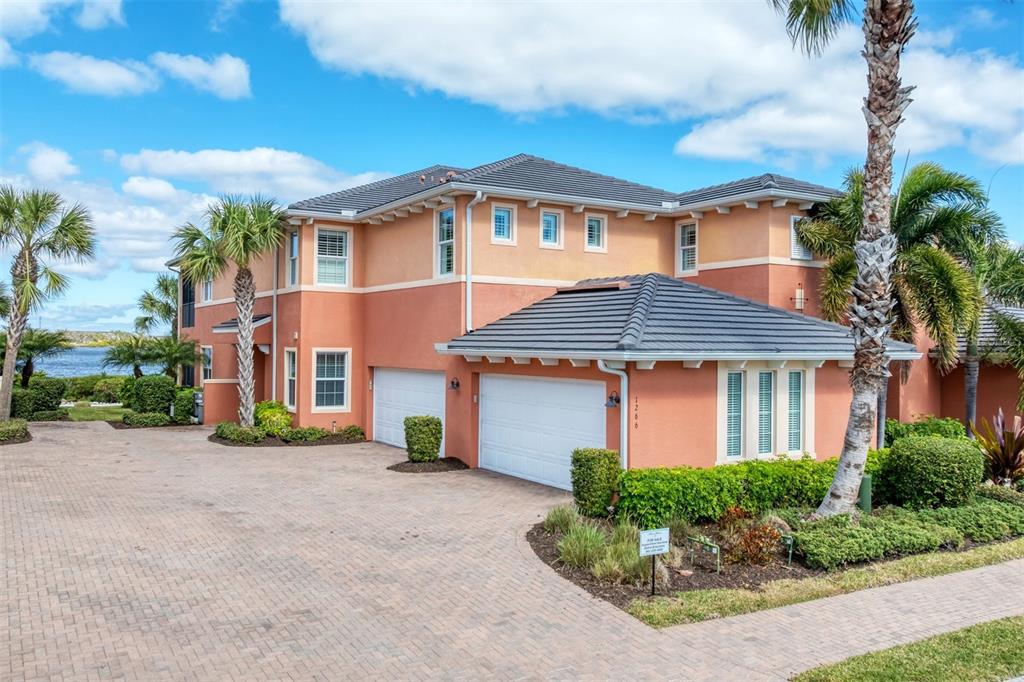 1266 Riverscape Street, Unit A Bradenton, FL 34208 - Photo 4 of 69