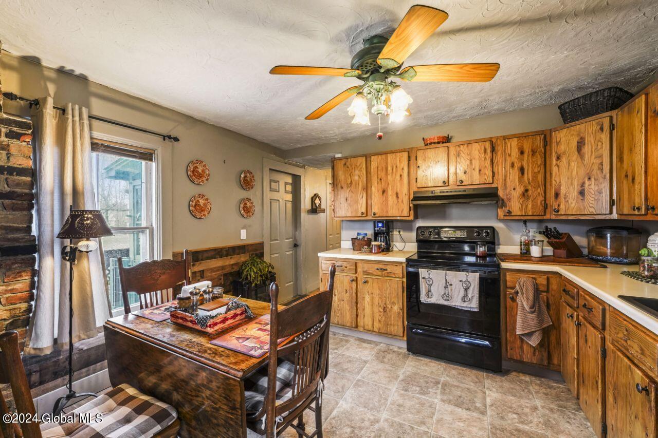 3 Mahar Road Hoosick, NY 12090 - Photo 6 of 64 DSC04143_1_