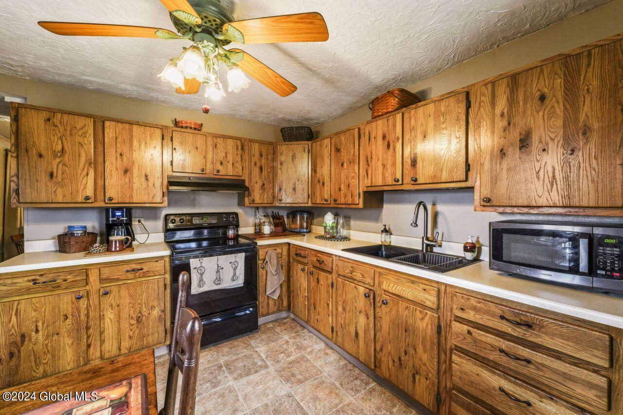 3 Mahar Road Hoosick, NY 12090 - Photo 7 of 64 DSC04146_1_