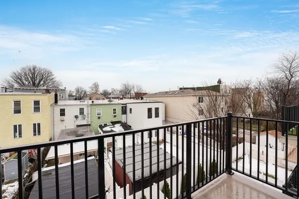 $5,200 | 290 Griffith Street, Unit 2, Jersey City, NJ 07307