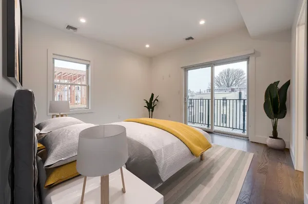 $5,200 | 290 Griffith Street, Unit 2, Jersey City, NJ 07307