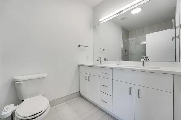 $5,200 | 290 Griffith Street, Unit 2, Jersey City, NJ 07307