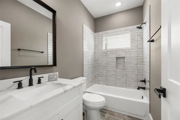 $499,999 | 1407 West 23rd Street, Houston, TX 77008