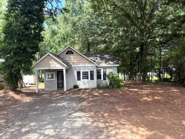 122 Bud Lane Anderson, SC 29625 - Photo 4 of 4 DO NOT ENTER HOME! NOT SAFE! OWNER MUST BE PRESENT! CAUTION!