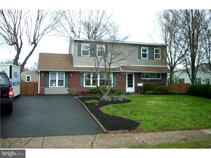 27 Canary Road Levittown, PA 19057 - Photo 1 of 18 Exterior Front
