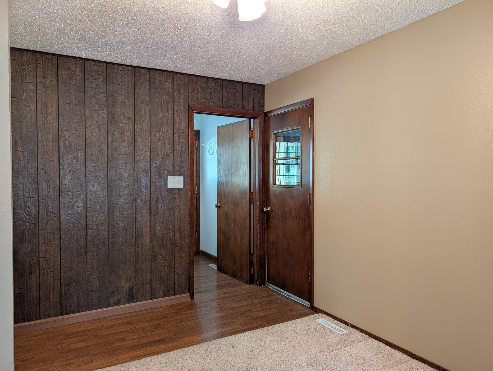 121 West Rowena Street Ivanhoe, MN 56142 - Photo 11 of 41