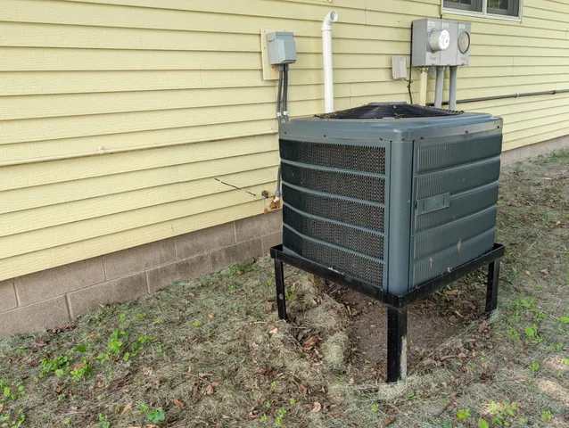 $185,000 | 121 West Rowena Street, Ivanhoe, MN 56142