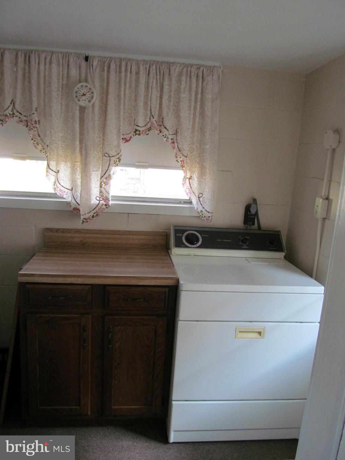 228 Pinewood Road Dundalk, MD 21222 - Photo 15 of 20 Laundry Room 2