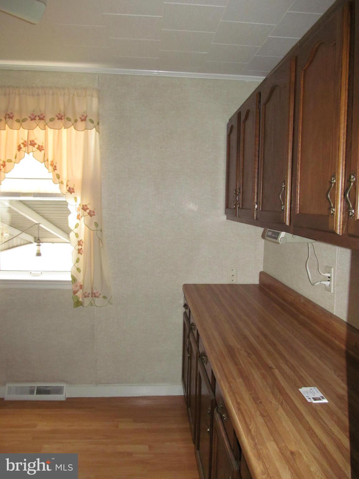 228 Pinewood Road Dundalk, MD 21222 - Photo 10 of 20 Kitchen 2