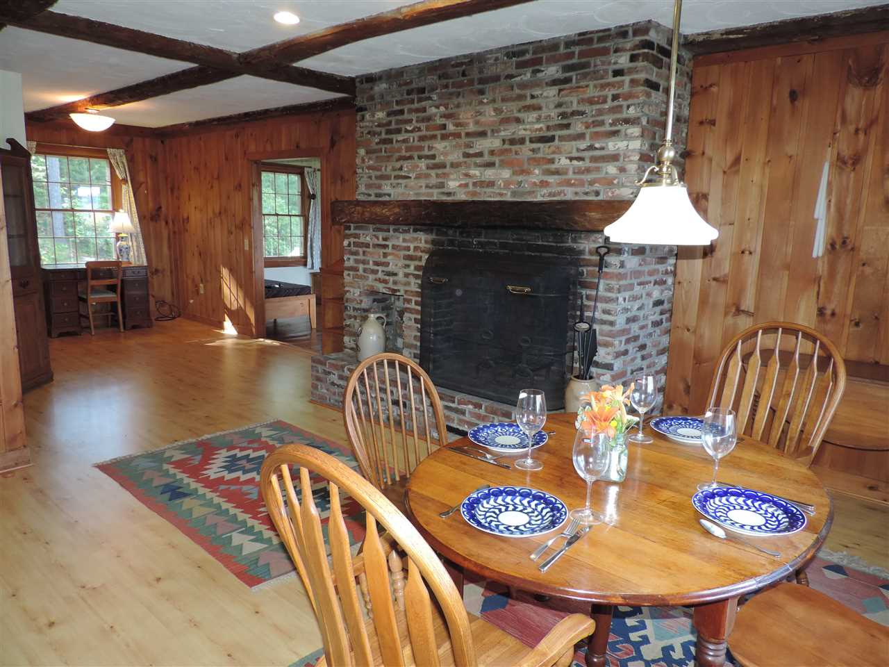 22 Ledge Road Weare, NH 03281 - Photo 4 of 40
