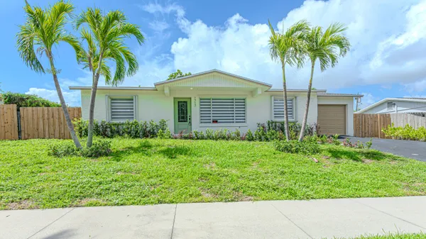 $3,250 | 1717 16th Court North, Lake Worth Beach, FL 33460