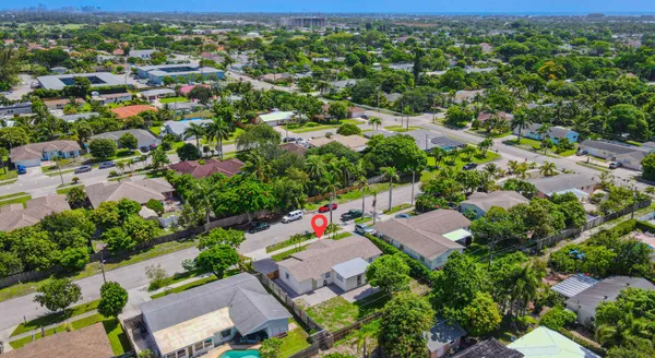 $3,250 | 1717 16th Court North, Lake Worth Beach, FL 33460