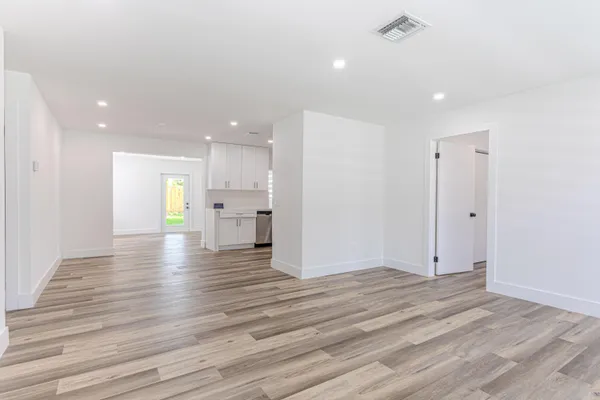 $3,250 | 1717 16th Court North, Lake Worth Beach, FL 33460