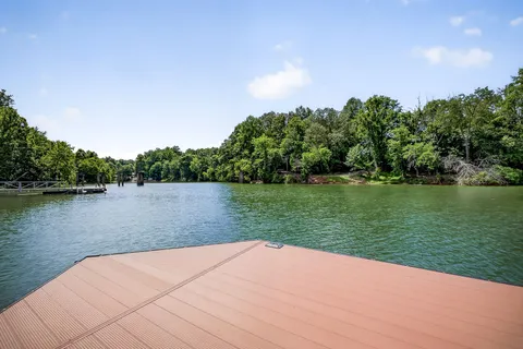 $799,900 | 617 Post Road, Rock Island, TN 38581