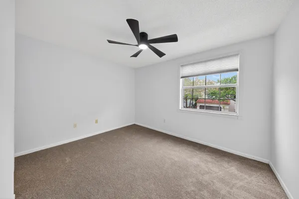 $3,900 | 191 Northwest 118th Drive, Coral Springs, FL 33071